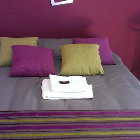 Cuatro Esquinas De דירה *