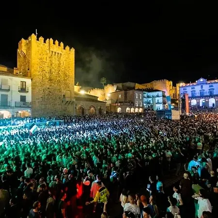 דירה Cuatro Esquinas De Caces