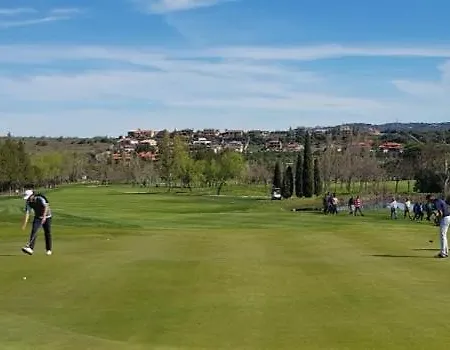 Cuatro Esquinas De דירה Caces