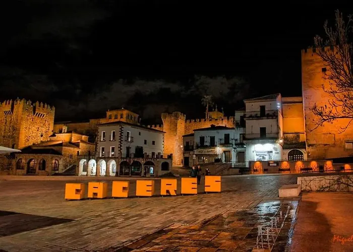 Cuatro Esquinas De Daire Caces