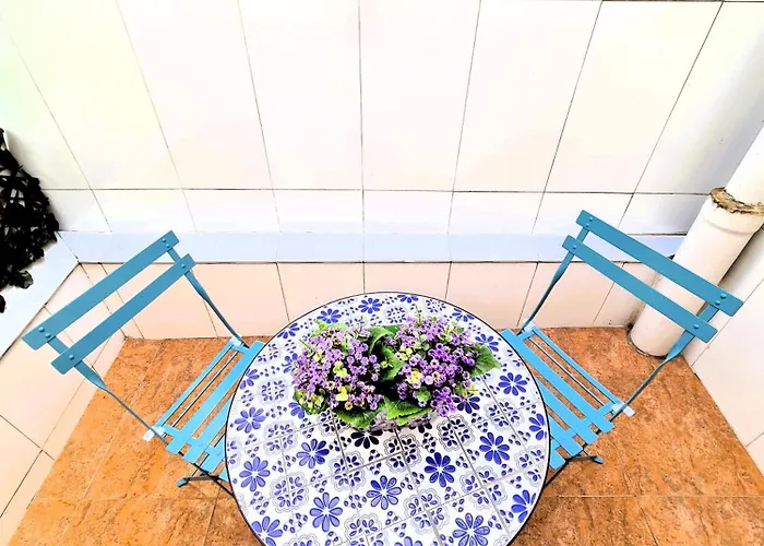 Cuatro Esquinas De * Caces